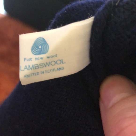 Scottish Lambswool Cozy Cardigan | Size M - Picture 5 of 7